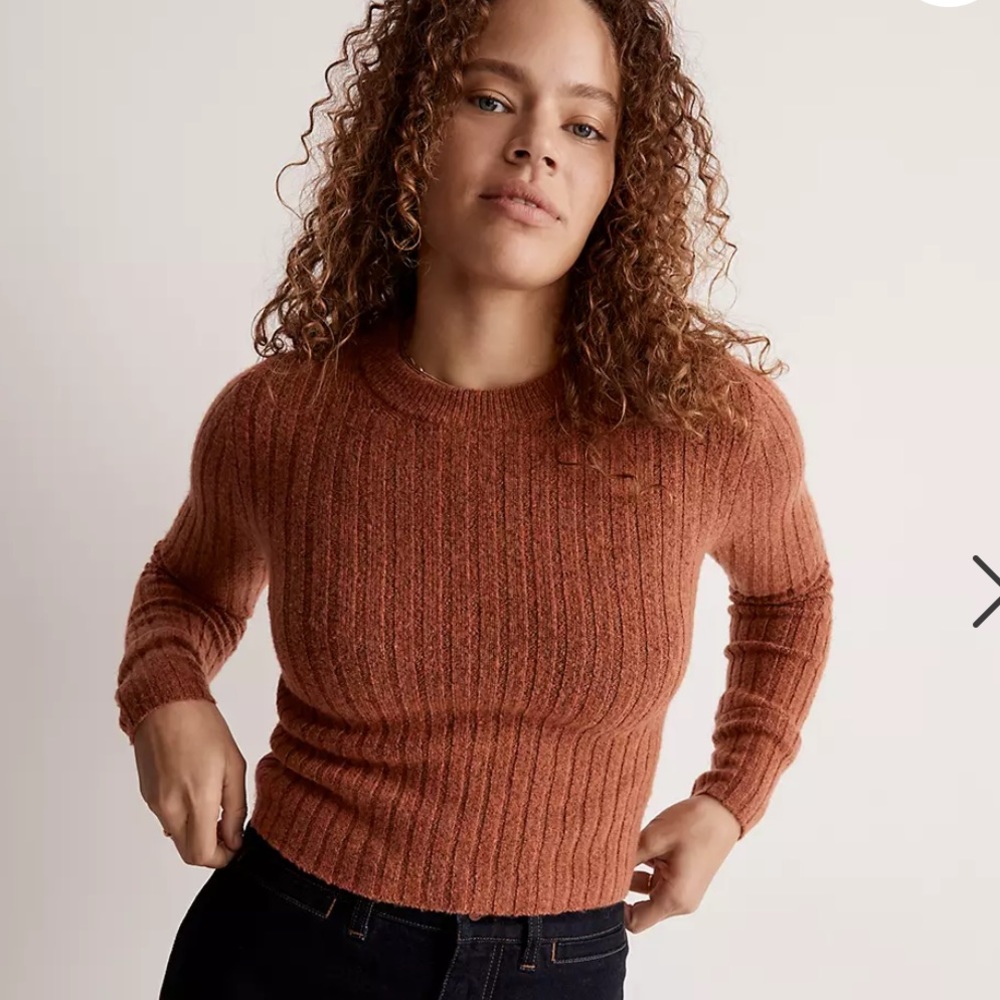 Readfield Pullover Sweater in heather cumin